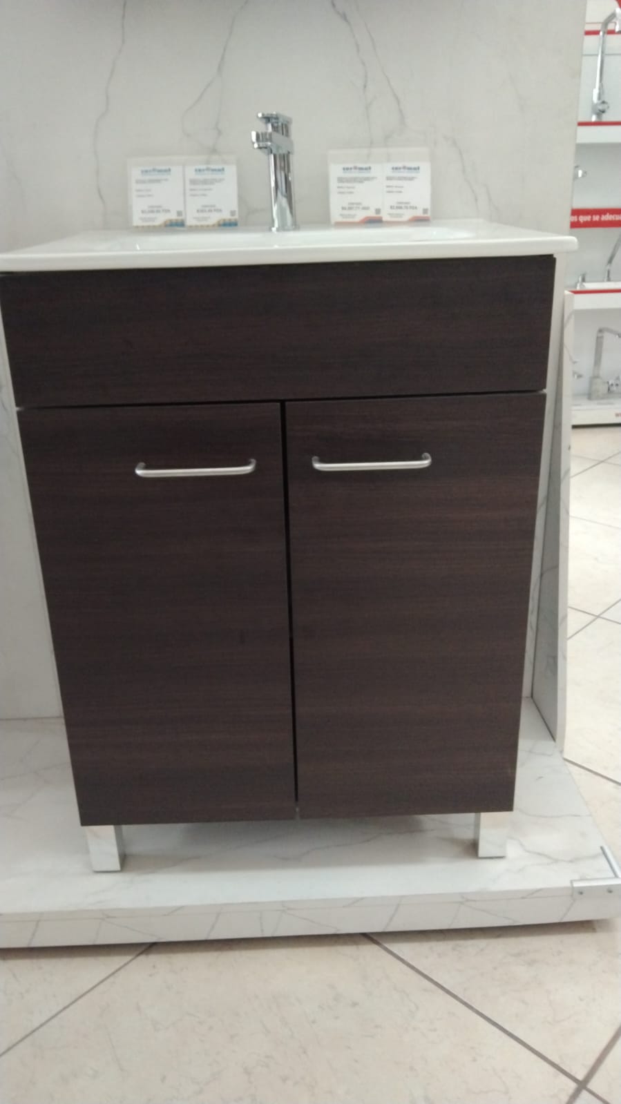 Conjunto de baño Nova Roble